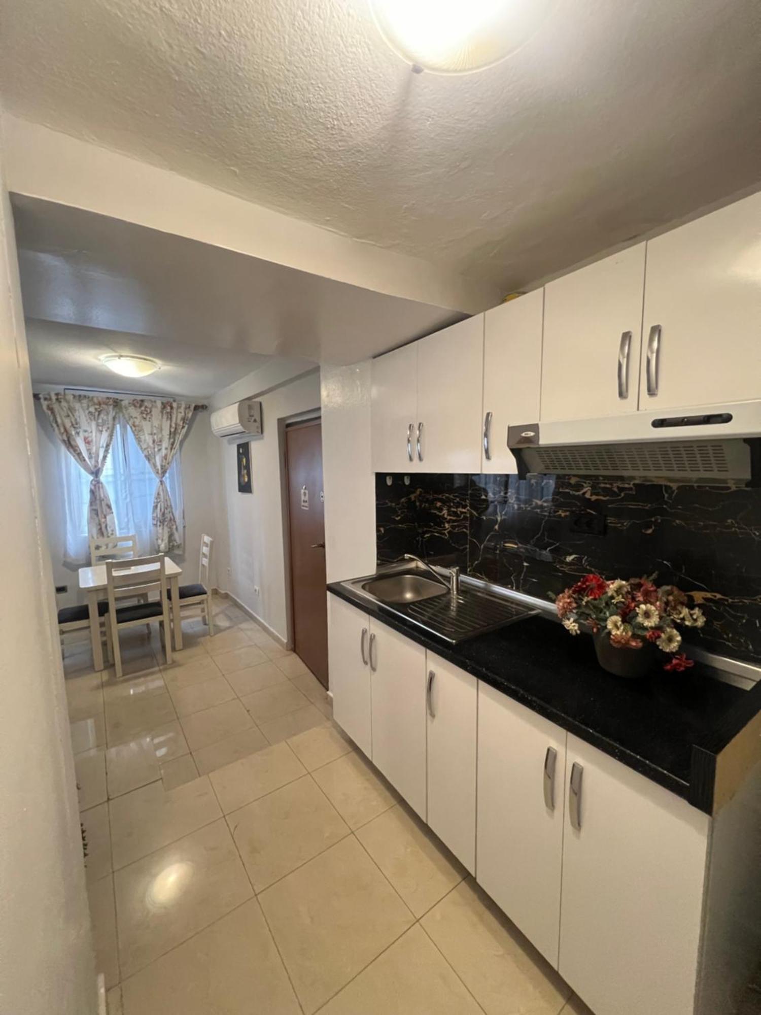 Tirana Center Apartment Εξωτερικό φωτογραφία
